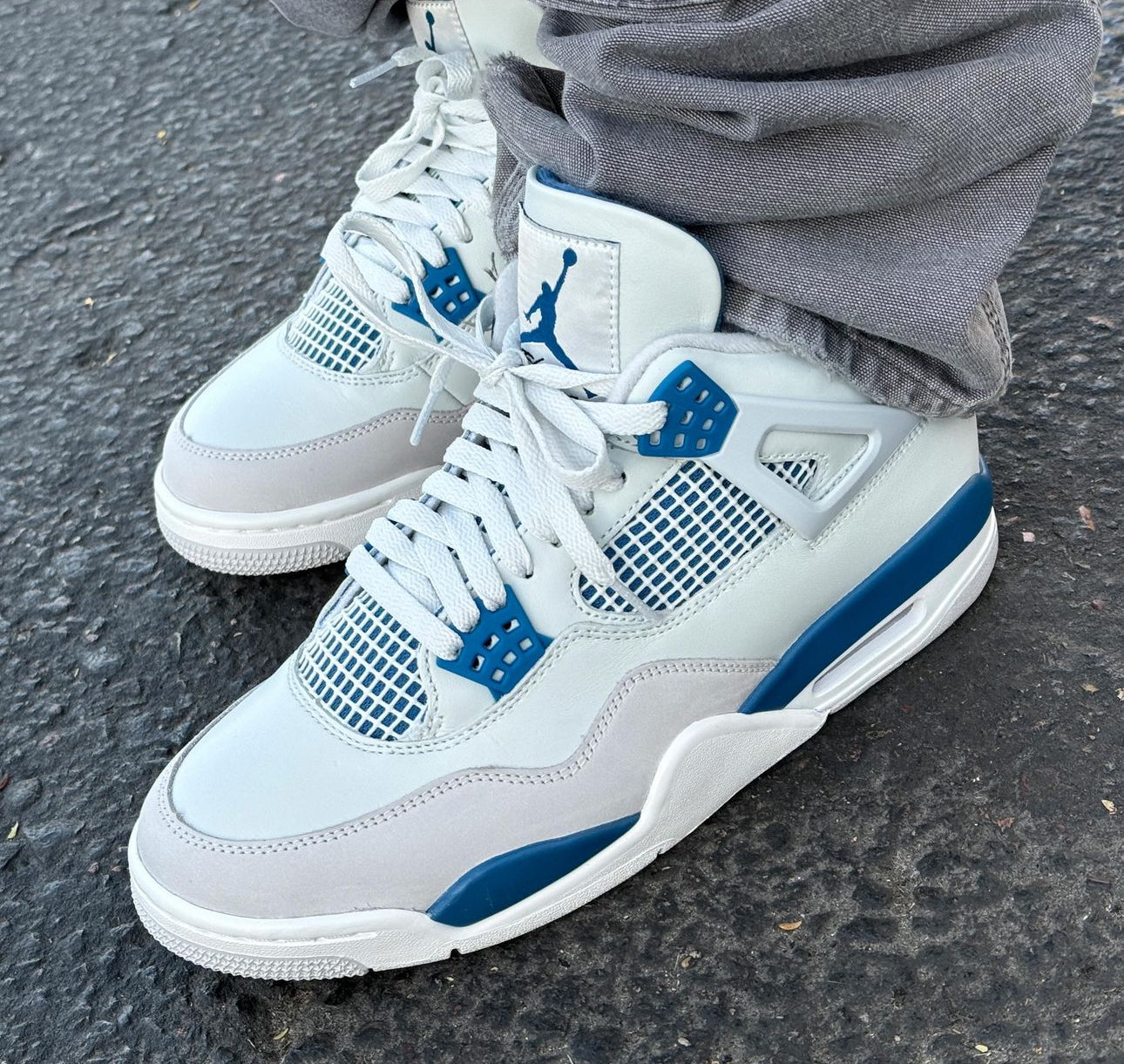 Jordan 4 Retro Military Blue (2024)