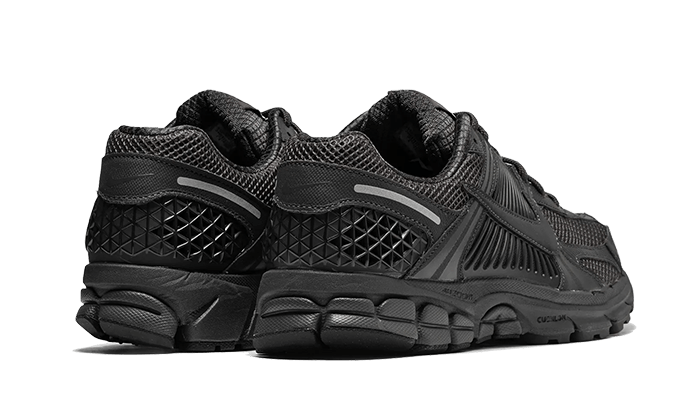 Nike Vomero 5 Triple Black